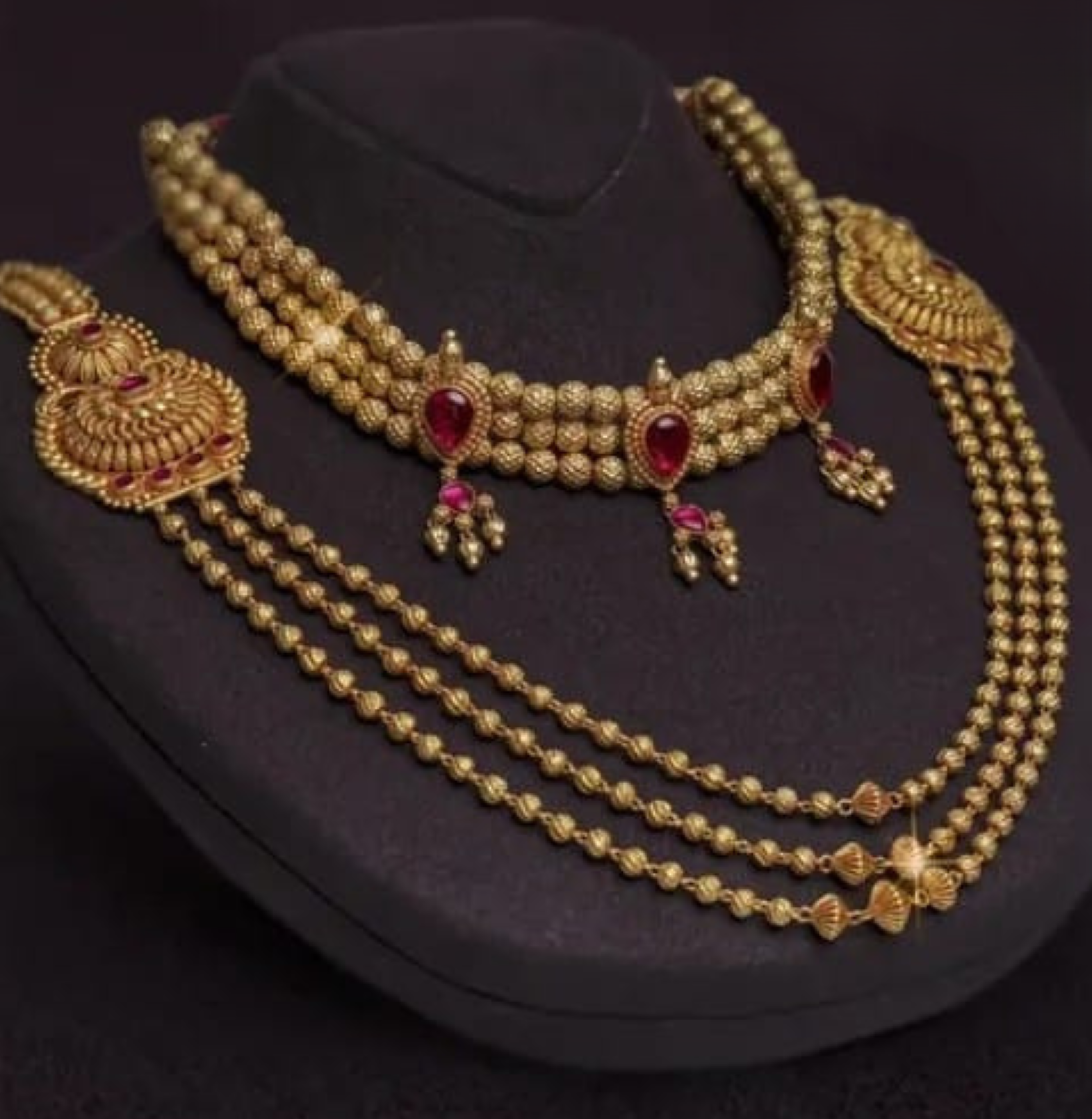 Traditional Gold Necklace